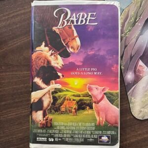 Babe The Movie VHS Tape Family Comedy Film 1995 MCA Universal